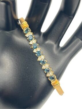 Blue & clear rhinestone gold tone hinged clamper bangle bracelet vintage